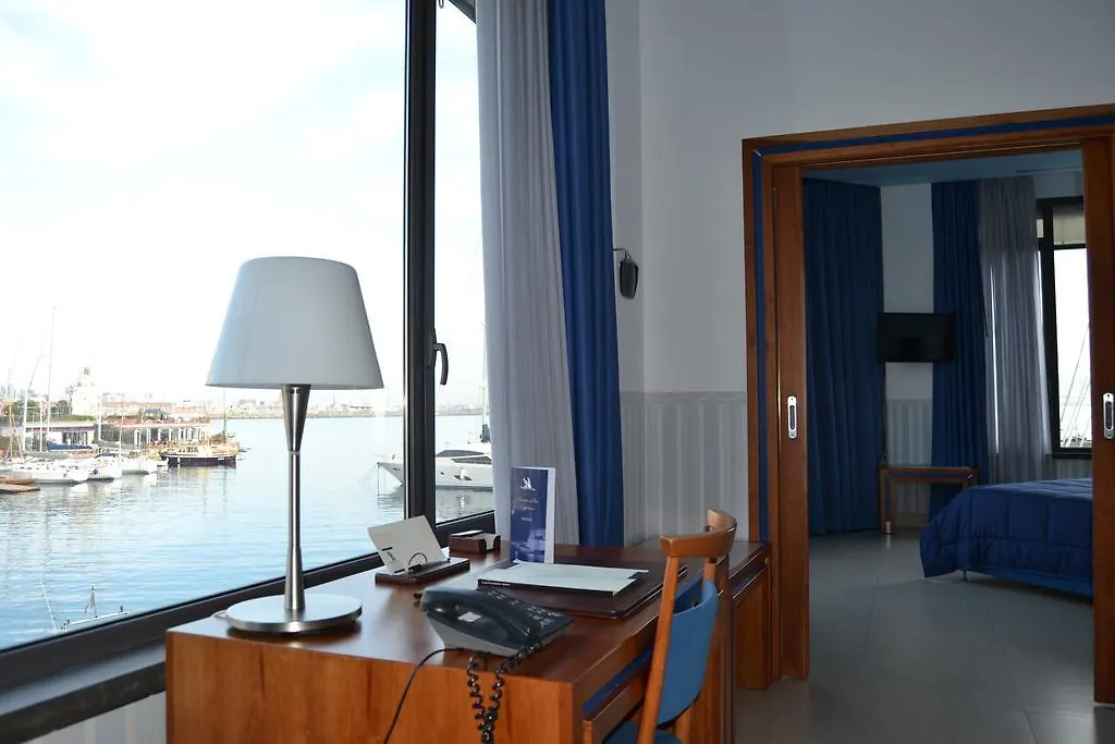 Transatlantico Hotel Naples