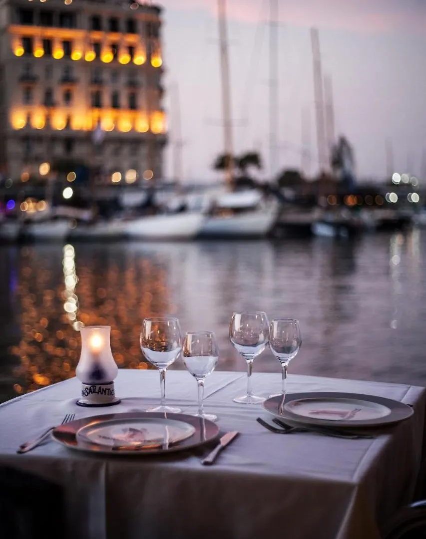 Transatlantico Hotel Naples
